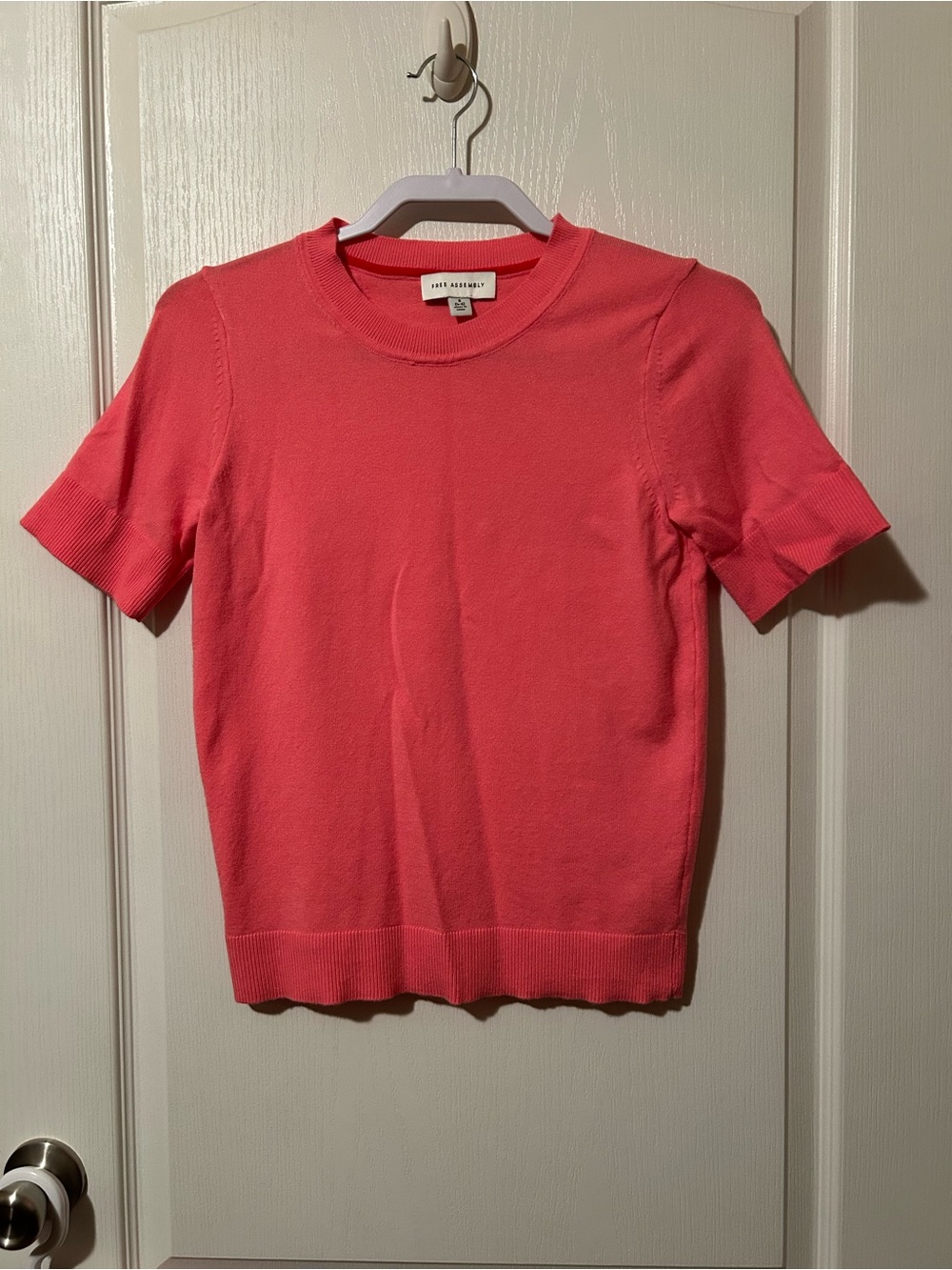 NWOT Free Assembly Short Sleeve Crewneck Sweater Coral Pink